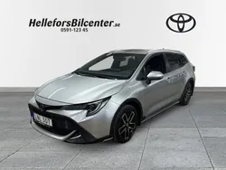 Silver Begagnad 2022 Toyota Corolla Play SUV | 279 500 kr (Bra pris)