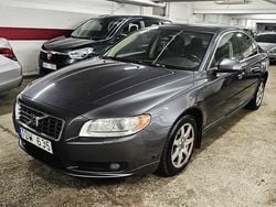 Grå Begagnad 2008 Volvo S80 Momentum Sedan | 29 900 kr (Bra pris)