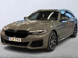Grå Begagnad 2022 BMW 530e M Sport Kombi | 399 900 kr (Marknadspris)