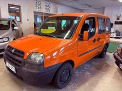 Ljusröd Begagnad 2002 Fiat Doblò Minibuss | 28 000 kr (Marknadspris)