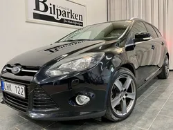 Svart Begagnad 2011 Ford Focus Titanium Kombi | 69 900 kr (Marknadspris)