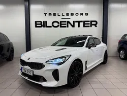 Vit Begagnad 2017 Kia Stinger 3 Halvkombi | 299 900 kr (Marknadspris)
