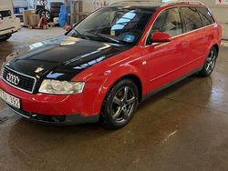 Röd Begagnad 2003 Audi A4 Comfort Kombi | 16 500 kr (Dyr)