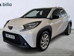 Vit Begagnad 2025 Toyota Aygo Comfort Halvkombi | 209 900 kr (Lite dyr)