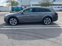 Grå Begagnad 2016 Opel Insignia Country Tourer Business Kombi | 147 000 kr (Marknadspris)