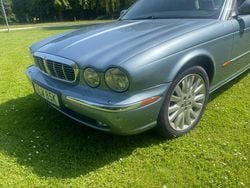 Blå Begagnad 2004 Jaguar XJ Sedan | 89 000 kr (Marknadspris)