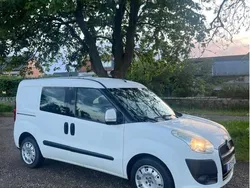 Vit Begagnad 2014 Fiat Doblò Minibuss | 41 000 kr