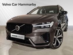 Grå Begagnad 2022 Volvo XC60 R-Design SUV | 489 000 kr (Marknadspris)