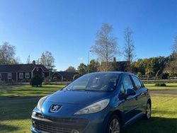 Blå Begagnad 2007 Peugeot 207 Sport Halvkombi | 28 000 kr (Marknadspris)