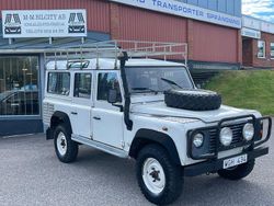 Vit Begagnad 2000 Land Rover Defender Kombi | 199 900 kr