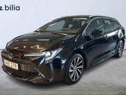 Svart Begagnad 2023 Toyota Corolla Kombi | 279 900 kr