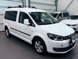 Vit Begagnad 2011 VW Caddy Maxi Life Minibuss | 189 900 kr