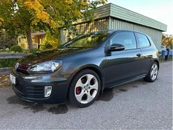 Grå Begagnad 2012 VW Golf VII GTI Halvkombi | 110 000 kr (Superpris)