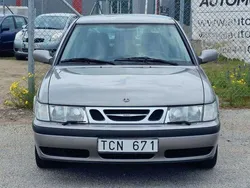 Ljusgrå (grå) Begagnad 2002 Saab 9-3 Halvkombi | 20 900 kr (Dyr)