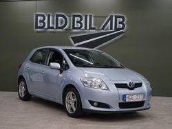 Ljusblå Begagnad 2008 Toyota Auris Halvkombi | 64 900 kr (Lite dyr)