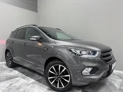 Grå Begagnad 2017 Ford Kuga ST-Line SUV | 114 900 kr (Marknadspris)