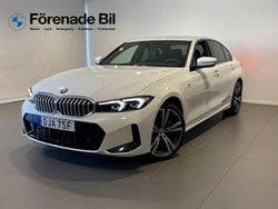 Vit Begagnad 2024 BMW 330e M Sport Sedan | 449 000 kr (Bra pris)