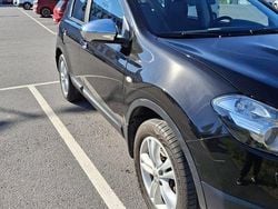 Svart Begagnad 2010 Nissan Qashqai SUV | 69 000 kr