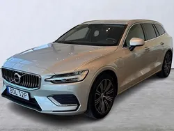 Vit Begagnad 2021 Volvo V60 Inscription Kombi | 259 900 kr (Lite dyr)