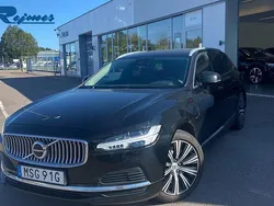 Svart Begagnad 2021 Volvo V90 Inscription Kombi | 319 900 kr (Marknadspris)