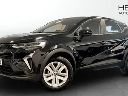Svart (black) Ny 2025 Renault Captur Evolution SUV | 229 900 kr (Superpris)