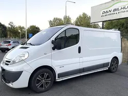 Vit Begagnad 2014 Nissan Primastar Minibuss | 69 900 kr (Marknadspris)