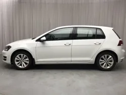 Vit Begagnad 2016 VW Golf VII Halvkombi | 70 000 kr (Bra pris)