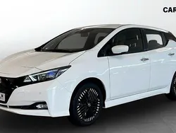 Vit (white) Begagnad 2023 Nissan Leaf Acenta Halvkombi | 254 900 kr (Lite dyr)