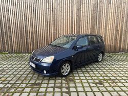 Mörkblå Begagnad 2005 Suzuki Liana Halvkombi | 29 800 kr (Marknadspris)