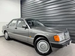 Mörkgrå Begagnad 1992 Mercedes 190 Sedan | 129 900 kr
