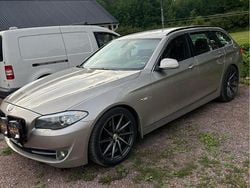 Silver Begagnad 2011 BMW 525 Kombi | 99 000 kr (Marknadspris)