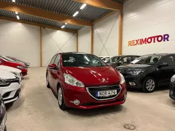 Mörkröd Begagnad 2014 Peugeot 208 Halvkombi | 79 900 kr (Superpris)