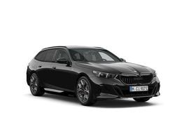 Svart Begagnad 2025 BMW 530e M Sport Kombi | 689 500 kr (Marknadspris)