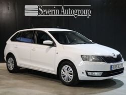 Vit Begagnad 2014 Skoda Rapid Halvkombi | 89 900 kr (Lite dyr)