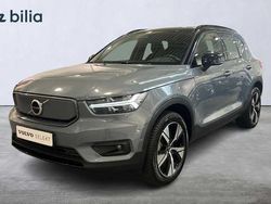 Grå Begagnad 2022 Volvo XC40 Plus SUV | 319 900 kr