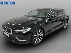 Svart Begagnad 2021 Volvo V60 Inscription Kombi | 359 900 kr (Marknadspris)