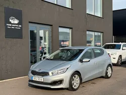 Grå Begagnad 2016 Kia Ceed Halvkombi | 120 000 kr (Marknadspris)