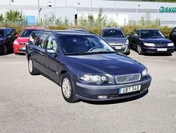 Grå Begagnad 2004 Volvo V70 Business Edition Kombi | 14 900 kr (Bra pris)