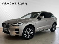 Ljusgrå (grå) Begagnad 2024 Volvo XC60 Core SUV | 529 900 kr (Marknadspris)