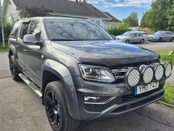 Grå Begagnad 2018 VW Amarok Highline Pickup | 290 000 kr (Bra pris)