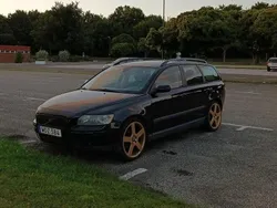 Svart Begagnad 2005 Volvo V50 Kinetic Kombi | 18 000 kr (Lite dyr)