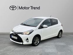 Vit Begagnad 2015 Toyota Yaris Edition Halvkombi | 99 000 kr (Lite dyr)
