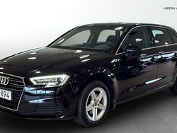 Svart (black) Begagnad 2018 Audi A3 Sportback Halvkombi | 159 900 kr (Lite dyr)
