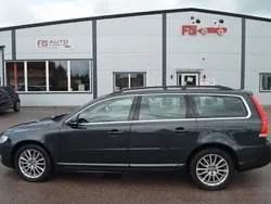 Grå Begagnad 2015 Volvo V70 Momentum Kombi | 119 900 kr (Marknadspris)
