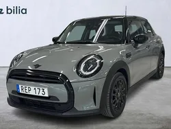 Grå Begagnad 2022 Mini Cooper Halvkombi | 229 900 kr (Marknadspris)