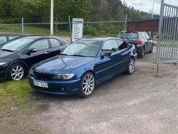 Mörkblå (blå) Begagnad 2005 BMW 320 Sportkupé | 35 000 kr (Marknadspris)