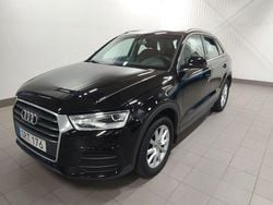 Svart Begagnad 2015 Audi Q3 Comfort SUV | 154 900 kr (Marknadspris)