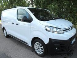 Vit Begagnad 2023 Citroën Jumpy Minibuss | 298 750 kr (Bra pris)