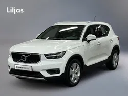 Vit Begagnad 2021 Volvo XC40 Pro SUV | 319 000 kr (Marknadspris)