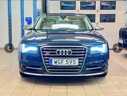 Blå Begagnad 2013 Audi A8 Sedan | 255 000 kr